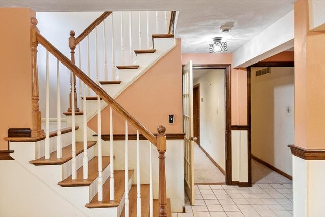 14 Olde Berry Road, Andover, MA 01810