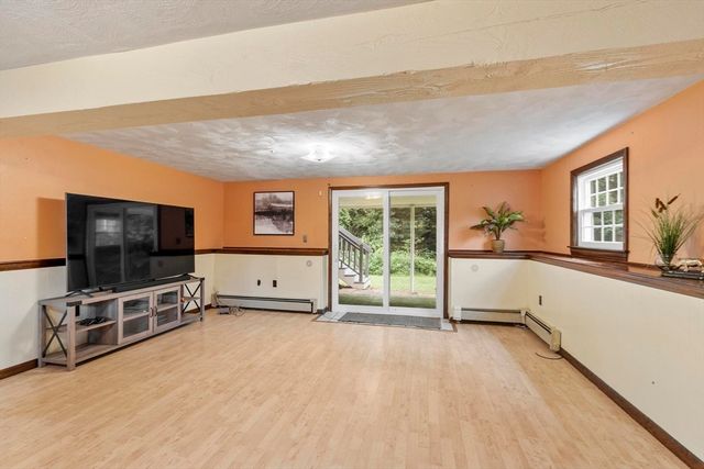 14 Olde Berry Road, Andover, MA 01810
