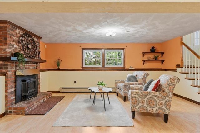 14 Olde Berry Road, Andover, MA 01810