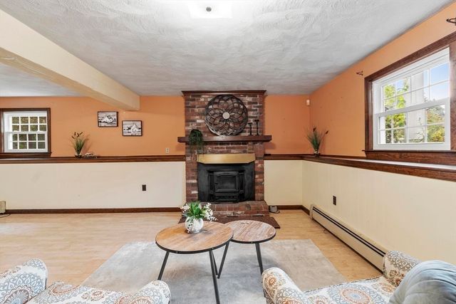 14 Olde Berry Road, Andover, MA 01810