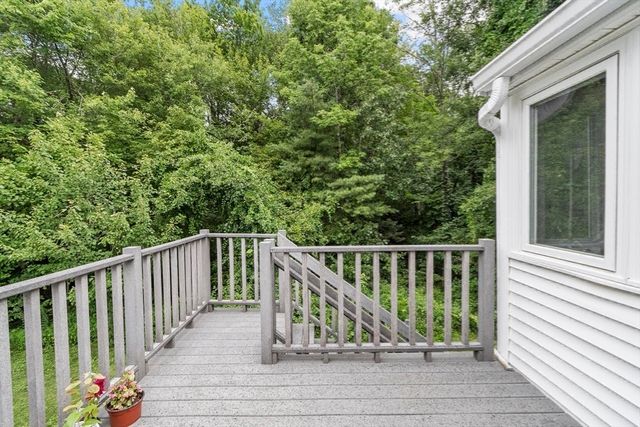14 Olde Berry Road, Andover, MA 01810