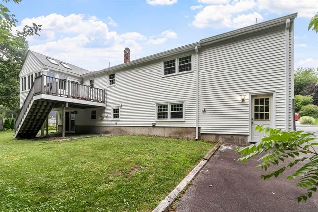 14 Olde Berry Road, Andover, MA 01810