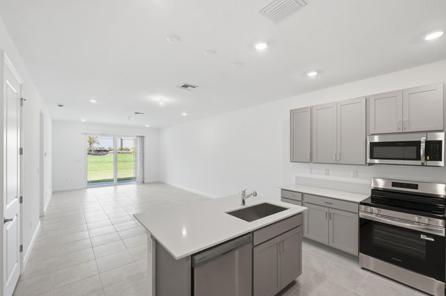 3706 Harborside Avenue, Fort Pierce, FL 34946