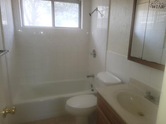 1722 LONGVIEW STREET, Wichita Falls, TX 76306