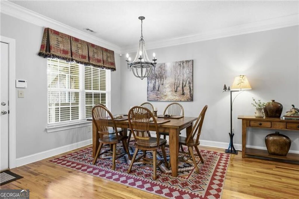 92 Gleneagle Court 302B, Clayton, GA 30525 — photo 5