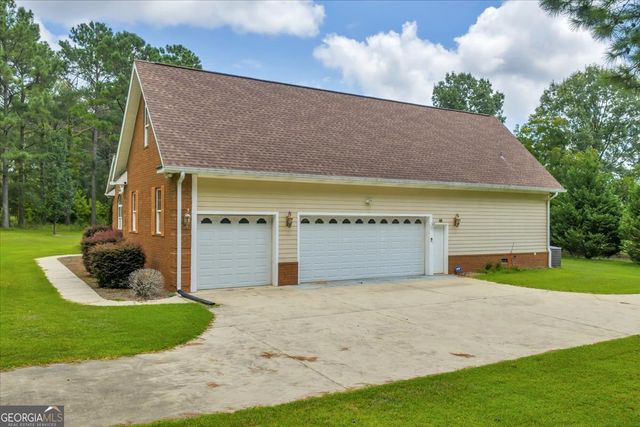 734 Sweet Magnolia Circle, Dublin, GA 31021