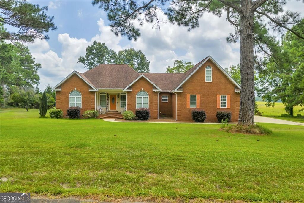 734 Sweet Magnolia Circle, Dublin, GA 31021