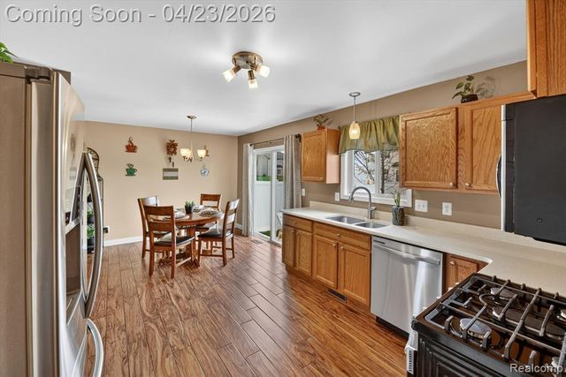 299 Dundee Ridge Drive, Dundee, MI 48131