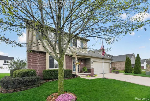 299 Dundee Ridge Drive, Dundee, MI 48131