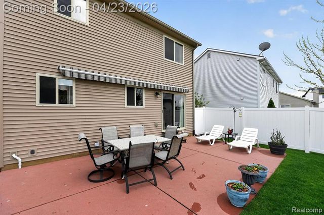 299 Dundee Ridge Drive, Dundee, MI 48131