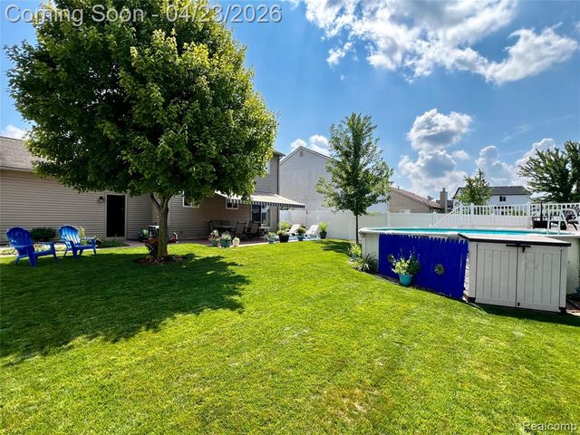 299 Dundee Ridge Drive, Dundee, MI 48131