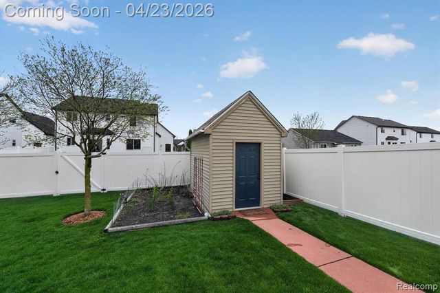 299 Dundee Ridge Drive, Dundee, MI 48131