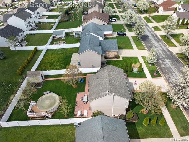 299 Dundee Ridge Drive, Dundee, MI 48131