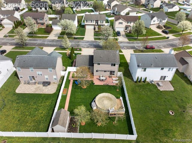 299 Dundee Ridge Drive, Dundee, MI 48131