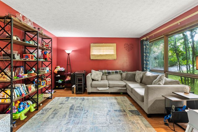 4828 Edens View Road, Kingsport, TN 37664