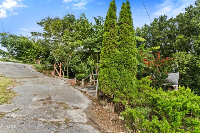4828 Edens View Road, Kingsport, TN 37664
