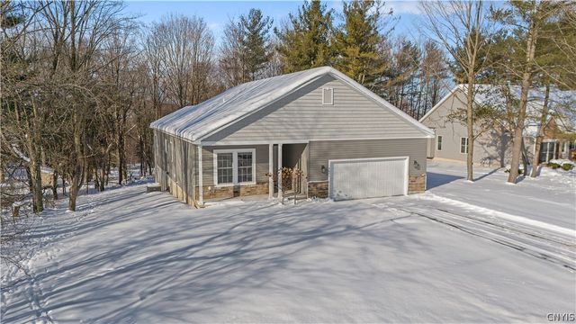 4631 Pauli Drive, Manlius, NY 13104