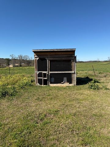 7198 S County Rd. 33, Cottonwood, AL 36320