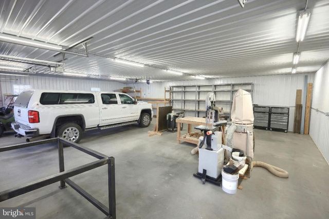 108 PICKETT RD, Dover, PA 17315