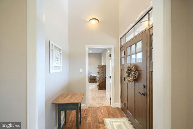 108 PICKETT RD, Dover, PA 17315