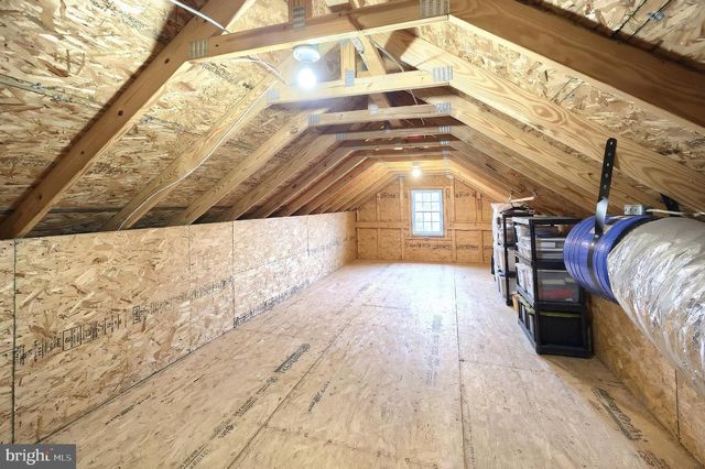 108 PICKETT RD, Dover, PA 17315