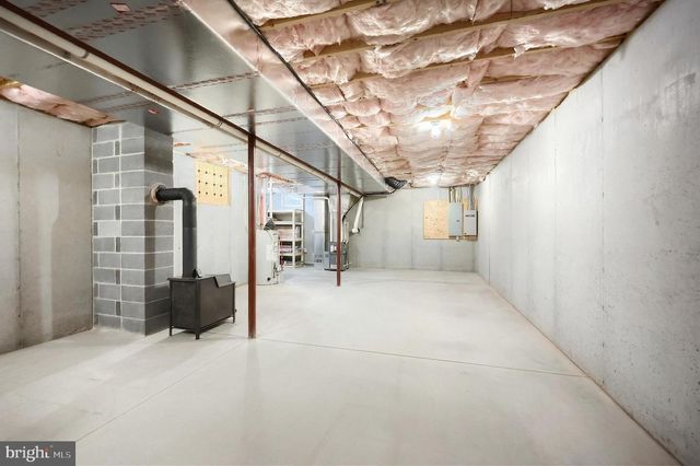 108 PICKETT RD, Dover, PA 17315