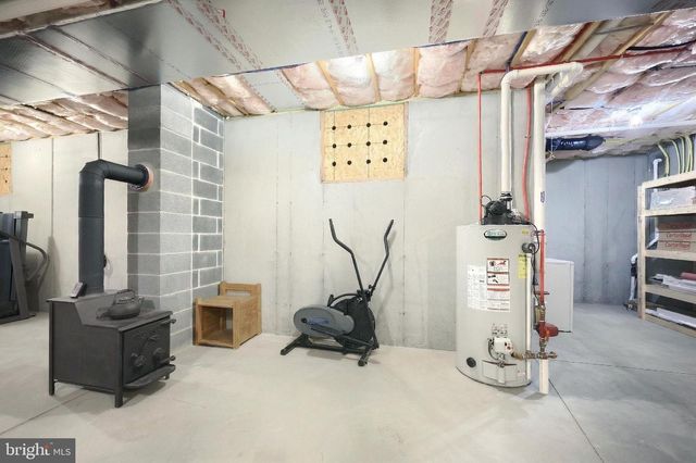 108 PICKETT RD, Dover, PA 17315