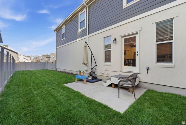 979 W SHORELINE DR, Layton, UT 84041