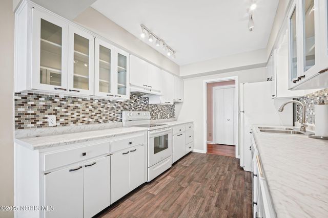 4025 Sherwood Forest Manor Road, Apt 4, Toledo, OH 43623