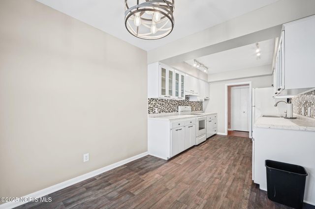 4025 Sherwood Forest Manor Road, Apt 4, Toledo, OH 43623