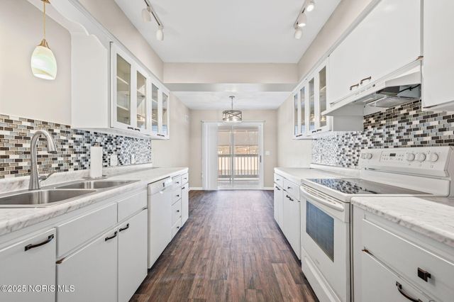 4025 Sherwood Forest Manor Road, Apt 4, Toledo, OH 43623