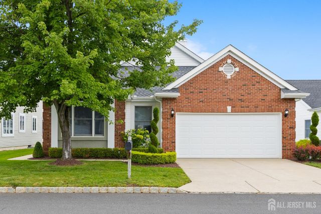 6 Westboro Lane, Monroe, NJ 08831