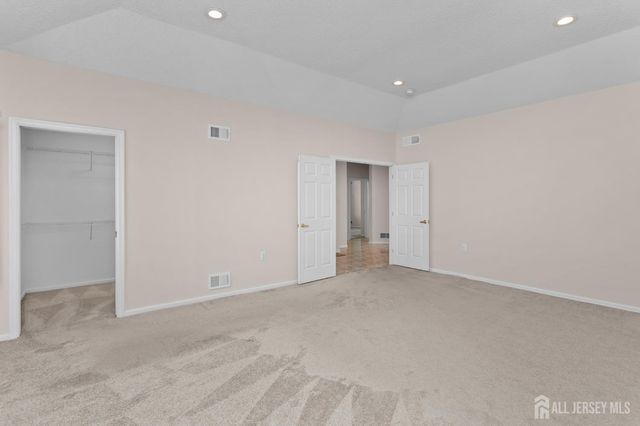 6 Westboro Lane, Monroe, NJ 08831