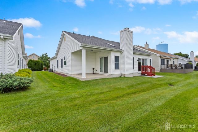 6 Westboro Lane, Monroe, NJ 08831