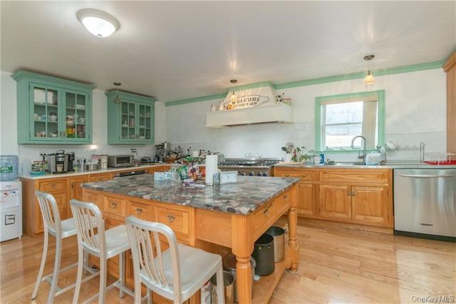 65 Juliet Drive, Warwick, NY 10990