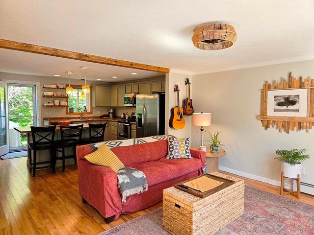 28 Owens Dr Unit 68, Swanzey, NH 03446