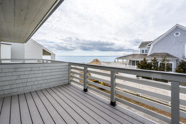 94 Shore Drive W UNIT 9B, Mashpee, MA 02649
