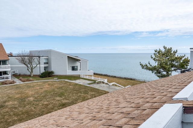 94 Shore Drive W UNIT 9B, Mashpee, MA 02649