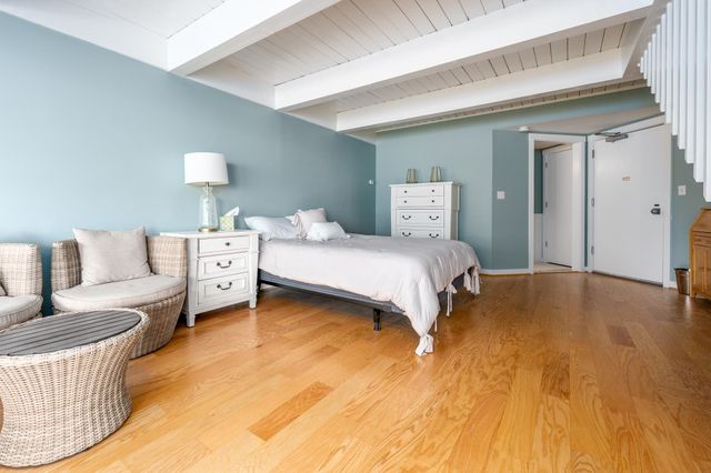 94 Shore Drive W UNIT 9B, Mashpee, MA 02649