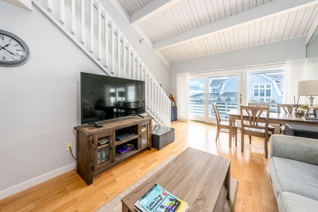 94 Shore Drive W UNIT 9B, Mashpee, MA 02649