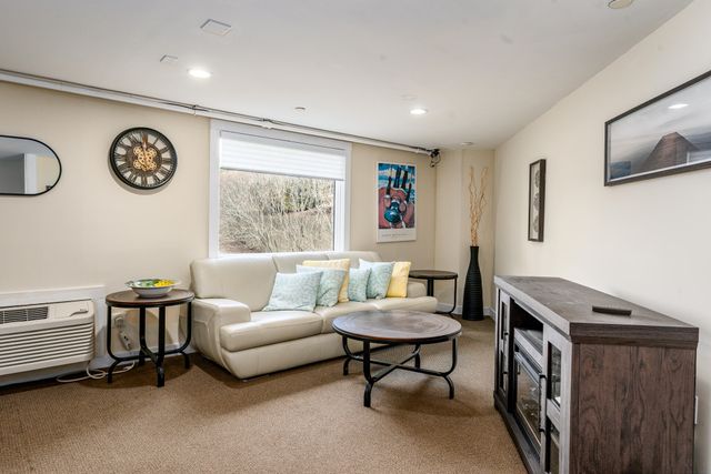 94 Shore Drive W UNIT 9B, Mashpee, MA 02649