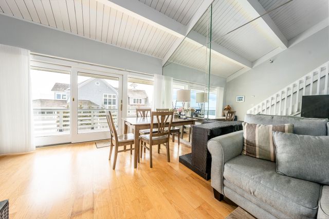 94 Shore Drive W UNIT 9B, Mashpee, MA 02649