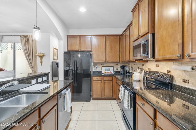 6219 CLEARSKY Drive, Jacksonville, FL 32258