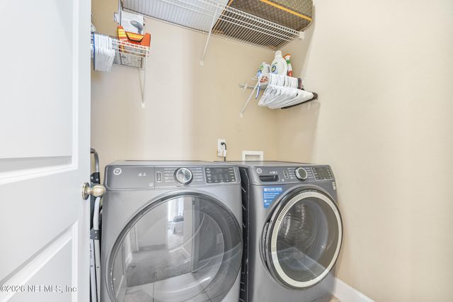 6219 CLEARSKY Drive, Jacksonville, FL 32258