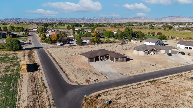 1692 Grand Harvest Court, Fruita, CO 81521