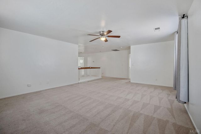 2805 W Brooke Avenue, Visalia, CA 93291