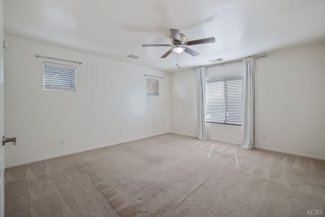 2805 W Brooke Avenue, Visalia, CA 93291