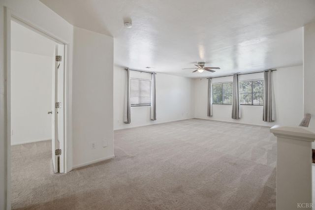 2805 W Brooke Avenue, Visalia, CA 93291