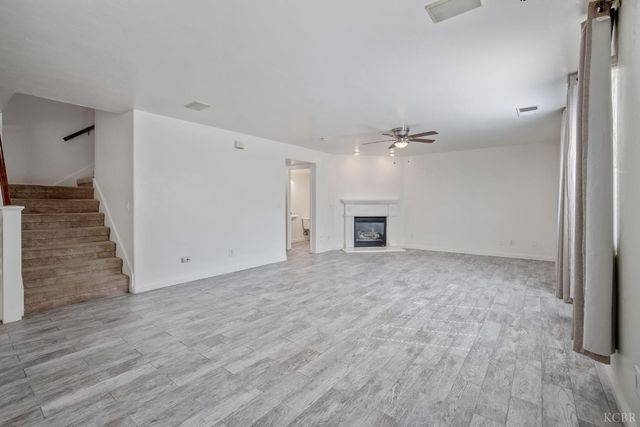 2805 W Brooke Avenue, Visalia, CA 93291