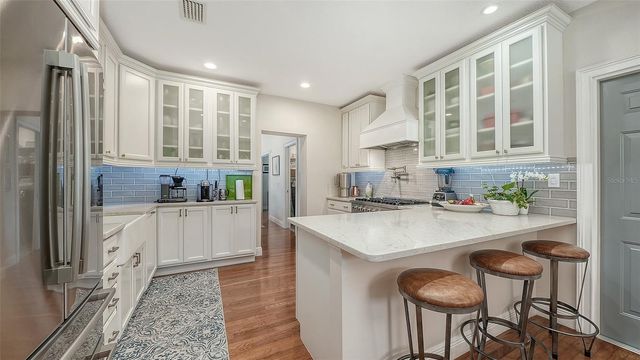 1685 6TH STREET, Sarasota, FL 34236
